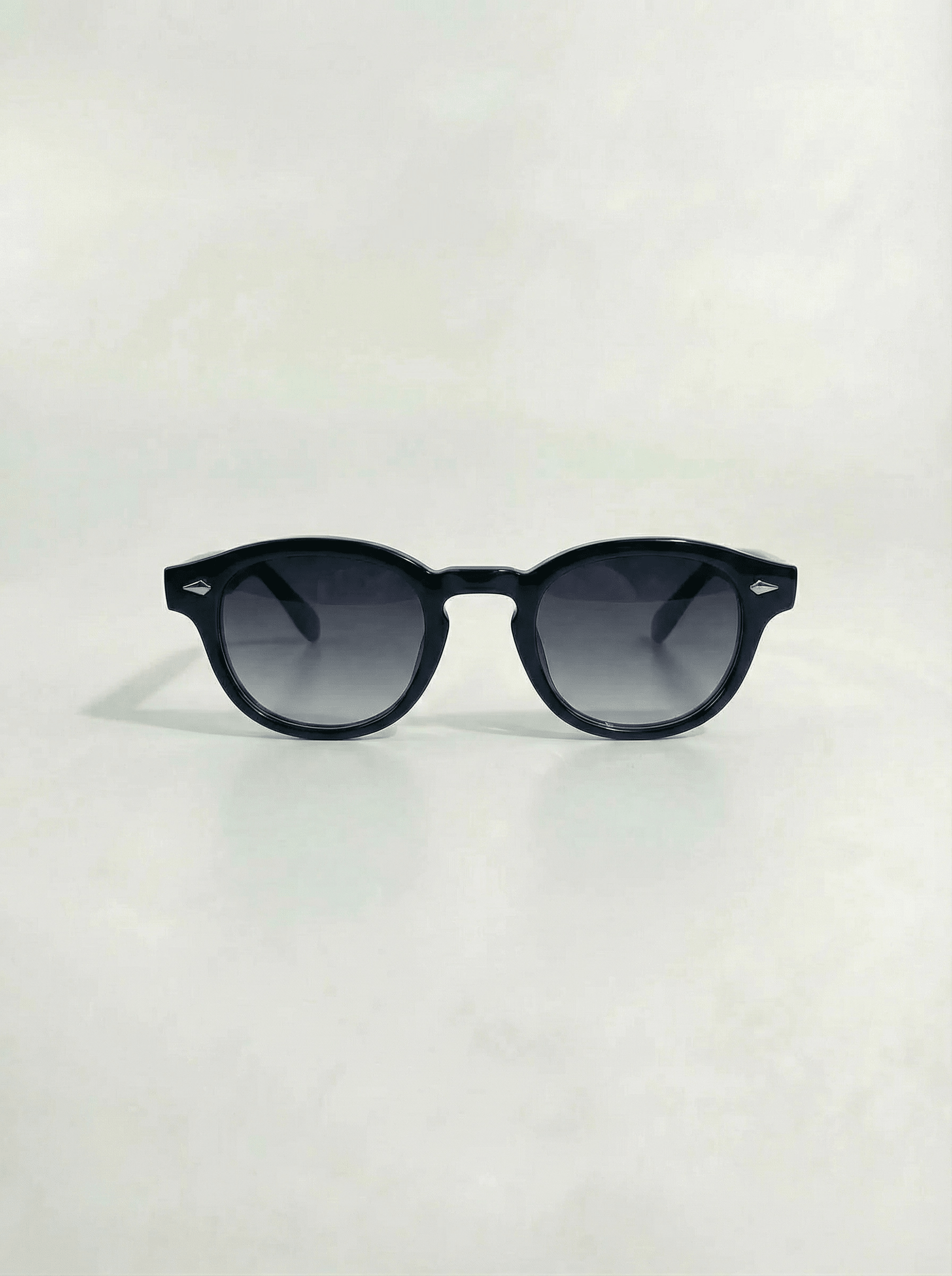 Lunettes de soleil New York face verres gris foncé UV400 Product Travel