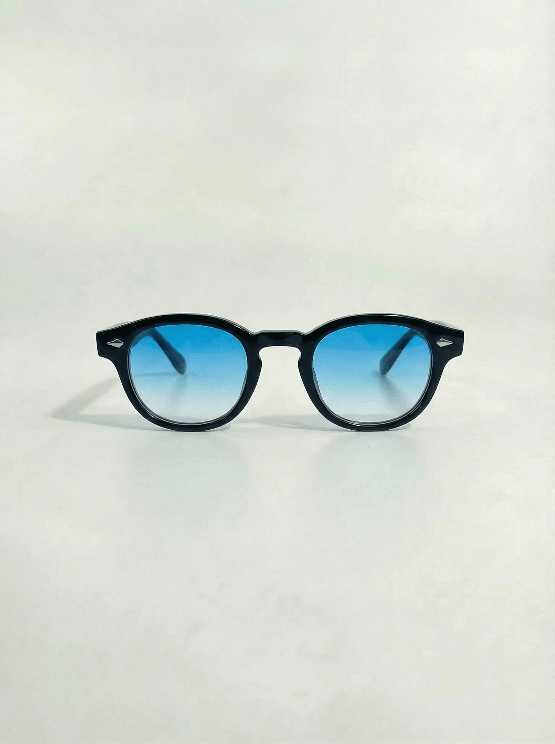 Lunettes de soleil Paris face verres bleu foncé UV400 Product Travel